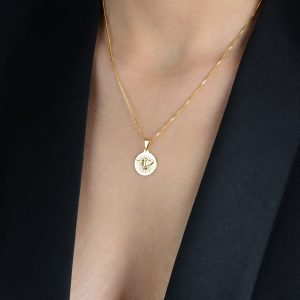 Colar Glow With Me Dourado Religioso Medalha Espirito Santo